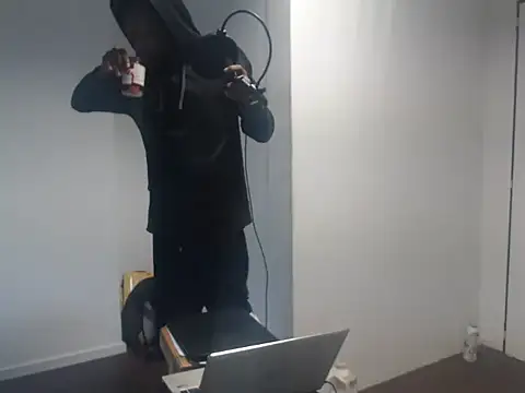 Snapshot of Mastertopdome chatting on November 2025 09:19:02 AM Mastertopdome online show from November 2025 09:19:02 AM