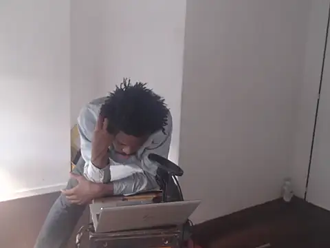 Snapshot of Mastertopdome chatting on November 2025 07:02:01 PM Mastertopdome online show from November 2025 07:02:01 PM