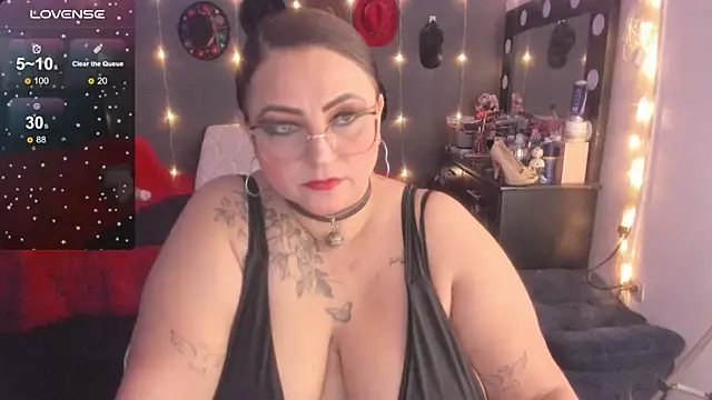 Snapshot of Ivonnee__ chatting on March 2025 01:48:01 AM Ivonnee online show from March 2025 01:48:01 AM