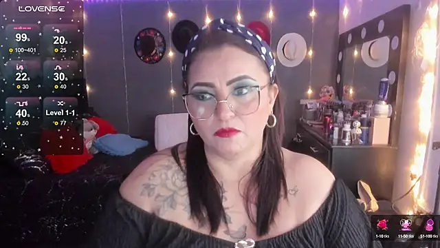 Snapshot of Ivonnee__ chatting on March 2025 06:58:02 AM Ivonnee online show from March 2025 06:58:02 AM