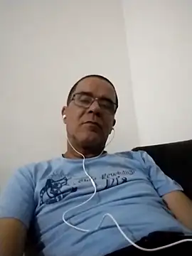 Snapshot of barboza991 chatting on April 2026 11:53:01 PM barboza991 online show from April 2026 11:53:01 PM