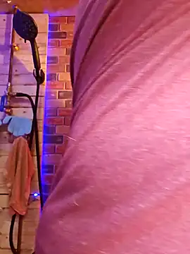 alienbunny online show from February 2025 05:53:02 PM