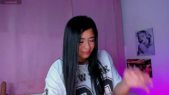 tellmebri online show from April 2026 11:55:02 PM