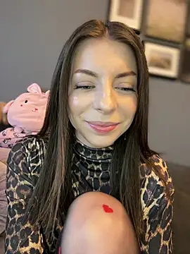 Mia Ethan online show from February 2025 02:48:02 PM