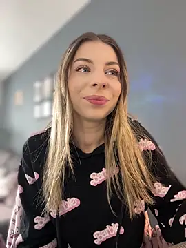 Snapshot of Mia_Ethan chatting on March 2026 08:53:02 AM Mia Ethan online show from March 2026 08:53:02 AM