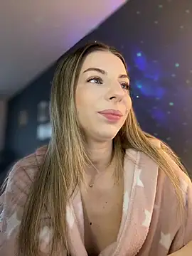 Snapshot of Mia_Ethan chatting on April 2026 07:31:01 AM Mia Ethan online show from April 2026 07:31:01 AM