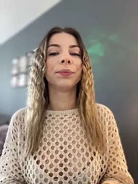 Snapshot of Mia_Ethan chatting on April 2026 08:50:01 AM Mia Ethan online show from April 2026 08:50:01 AM