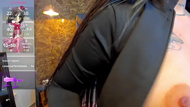 Snapshot of Alahia_Dangelo chatting on February 2025 03:20:01 PM Alahia Dangelo online show from February 2025 03:20:01 PM