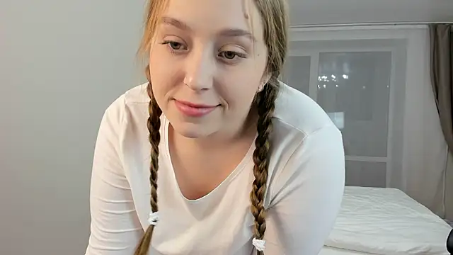 Snapshot of endlesssoffi chatting on December 2024 10:00:01 PM endlesssoffi online show from December 2024 10:00:01 PM