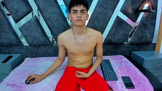 Snapshot of Yef_Thin chatting on March 2026 03:56:02 AM Yef Thin online show from March 2026 03:56:02 AM