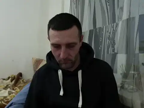 serjdj90 online show from February 2025 05:07:02 PM