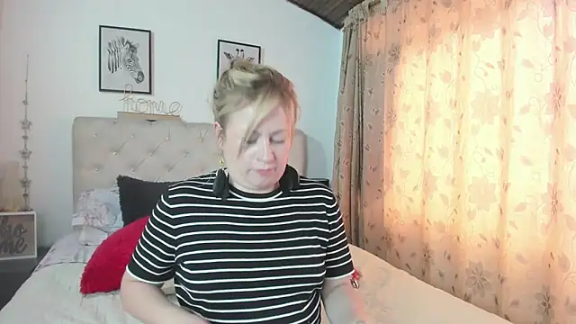 MonyCassius online show from March 2025 03:45:02 PM