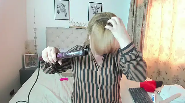 MonyCassius online show from March 2025 06:53:01 PM