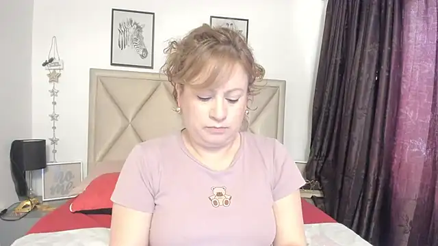 MonyCassius online show from December 2025 02:02:02 PM