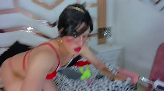 Snapshot of Raven_Whisper chatting on December 2024 11:28:02 PM Raven Whisper online show from December 2024 11:28:02 PM