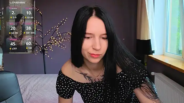 Snapshot of KarolinaBlacks chatting on May 2026 05:24:01 AM KarolinaBlacks online show from May 2026 05:24:01 AM