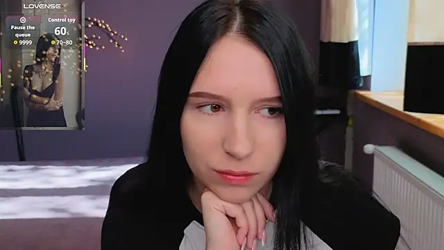 Snapshot of KarolinaBlacks chatting on May 2026 05:38:02 AM KarolinaBlacks online show from May 2026 05:38:02 AM