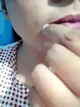 Snapshot of Anki-doll chatting on June 2026 12:33:01 PM Anki-doll online show from June 2026 12:33:01 PM