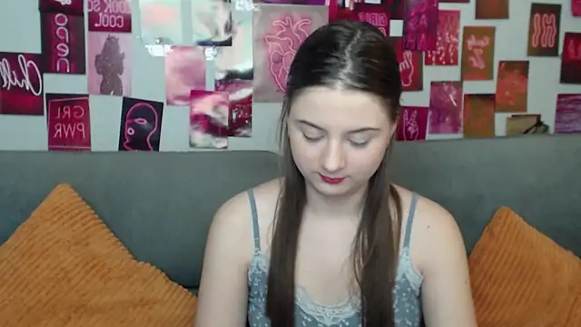 MilanaRoza online show from April 2026 05:23:01 AM