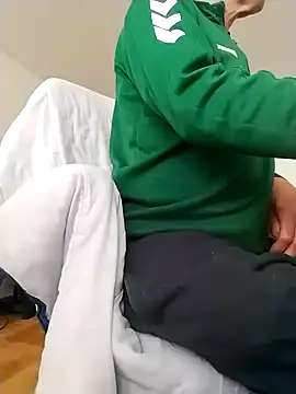 25mitch online show from November 2025 12:07:02 PM