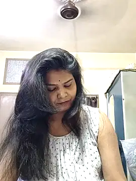 yoursweety09 online show from March 2025 01:51:01 PM