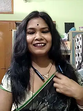 yoursweety09 online show from November 2025 01:43:01 PM