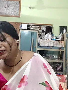 yoursweety09 online show from April 2026 02:04:02 PM