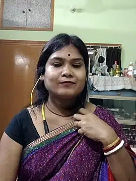 Snapshot of yoursweety09 chatting on May 2026 02:33:02 PM yoursweety09 online show from May 2026 02:33:02 PM