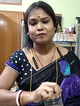 Snapshot of yoursweety09 chatting on May 2026 02:14:01 PM yoursweety09 online show from May 2026 02:14:01 PM