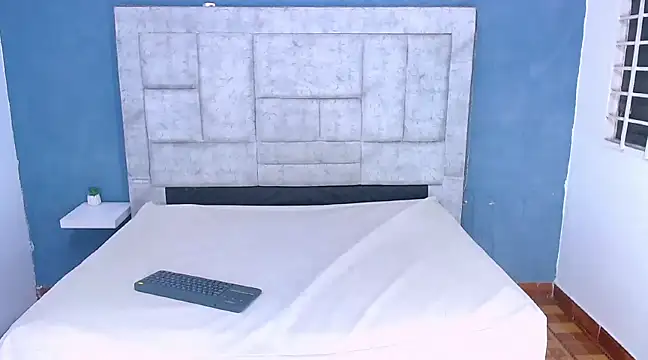 Eban Dustan online show from December 2024 08:29:01 PM