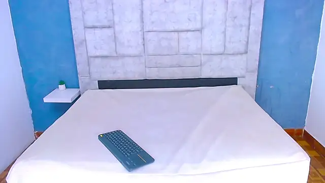 Eban Dustan online show from December 2024 01:36:02 AM