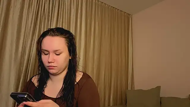 Snapshot of Alisia_Mars chatting on November 2025 04:32:02 AM Alisia Mars online show from November 2025 04:32:02 AM