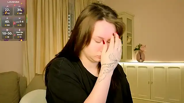 Snapshot of Alisia_Mars chatting on December 2025 05:13:01 AM Alisia Mars online show from December 2025 05:13:01 AM