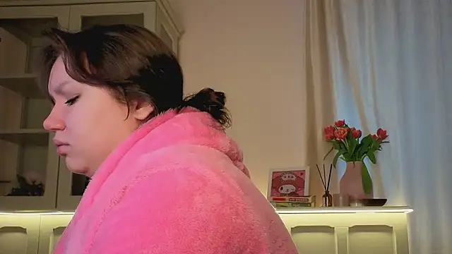 Snapshot of Alisia_Mars chatting on March 2026 05:00:01 AM Alisia Mars online show from March 2026 05:00:01 AM