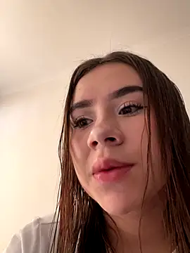 Im Valen Cute online show from October 2025 05:26:02 PM