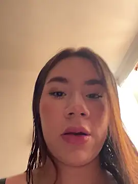 Snapshot of Im_Valen_Cute chatting on March 2026 07:30:01 PM Im Valen Cute online show from March 2026 07:30:01 PM