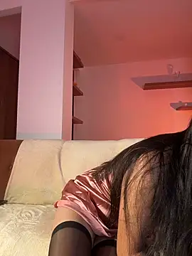 Snapshot of July_gh chatting on April 2026 11:16:01 PM July gh online show from April 2026 11:16:01 PM