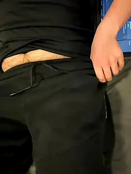 Dan8736 online show from November 2025 09:37:01 PM