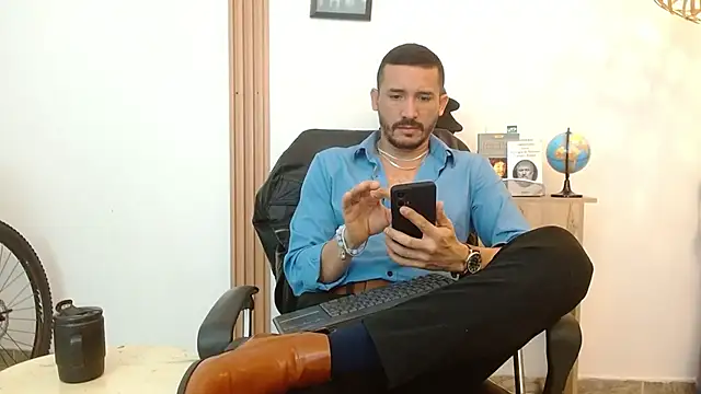 Reiko 85  online show from October 2025 02:34:01 PM