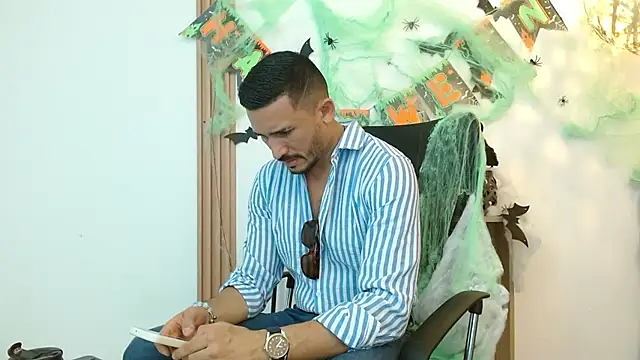 Reiko 85  online show from October 2025 02:40:01 PM