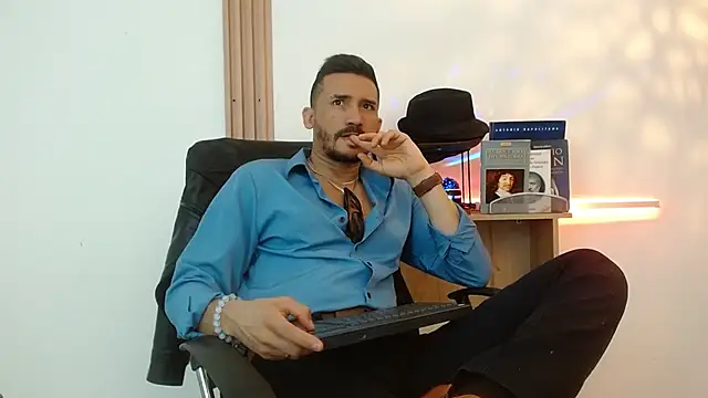 Reiko 85  online show from November 2025 02:52:02 PM