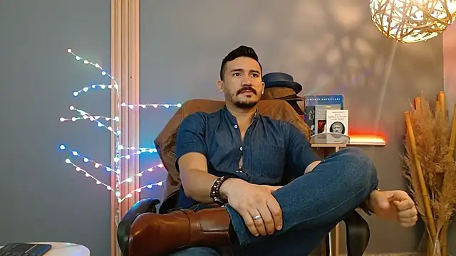 Reiko 85  online show from February 2026 02:59:02 PM