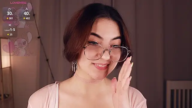 Snapshot of DracosMoon chatting on January 2025 07:08:01 AM DracosMoon online show from January 2025 07:08:01 AM