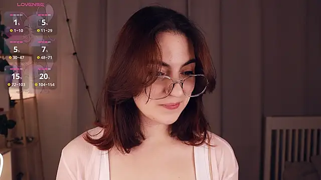 Snapshot of DracosMoon chatting on January 2025 10:11:02 AM DracosMoon online show from January 2025 10:11:02 AM