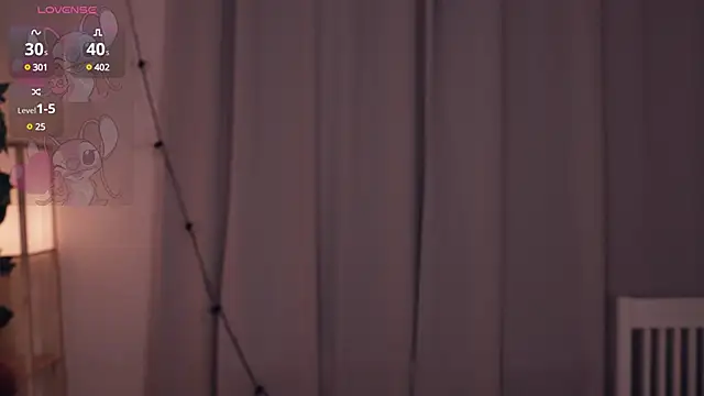 Snapshot of DracosMoon chatting on January 2025 10:06:02 AM DracosMoon online show from January 2025 10:06:02 AM