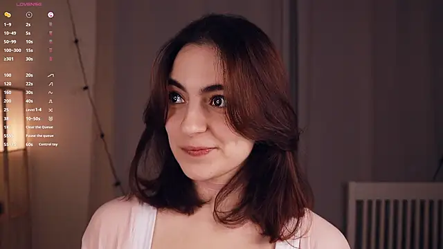 Snapshot of DracosMoon chatting on January 2025 10:45:01 AM DracosMoon online show from January 2025 10:45:01 AM