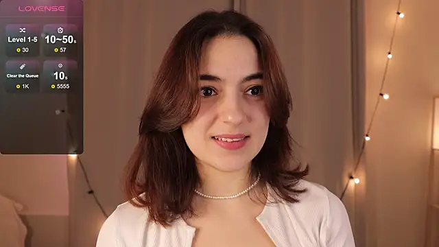 Snapshot of DracosMoon chatting on February 2025 07:07:02 AM DracosMoon online show from February 2025 07:07:02 AM