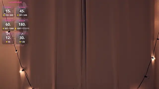 Snapshot of DracosMoon chatting on February 2025 01:54:01 PM DracosMoon online show from February 2025 01:54:01 PM