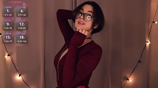 Snapshot of DracosMoon chatting on February 2025 10:18:02 AM DracosMoon online show from February 2025 10:18:02 AM