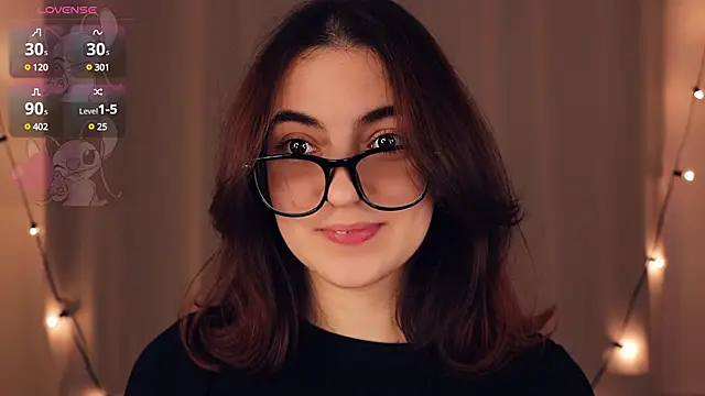 Snapshot of DracosMoon chatting on February 2025 07:02:02 AM DracosMoon online show from February 2025 07:02:02 AM